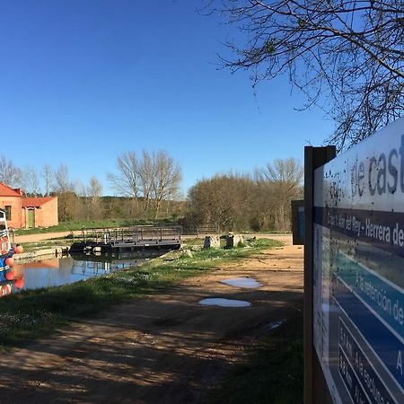 El Albergue De Herrera Herrera de Pisuerga Kültér fotó